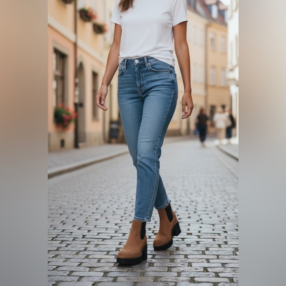 Gianni Bini Ryker Suede Lug Sole Platform Booties Size 8.5 - Picture 16 of 16